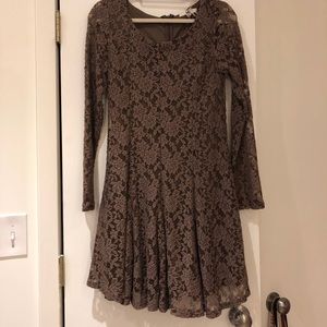 Brown Lace long sleeve dress!